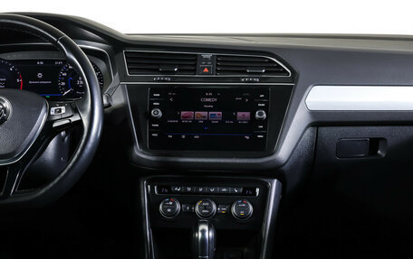 Volkswagen Tiguan II, 2017 год, 2 490 000 рублей, 14 фотография