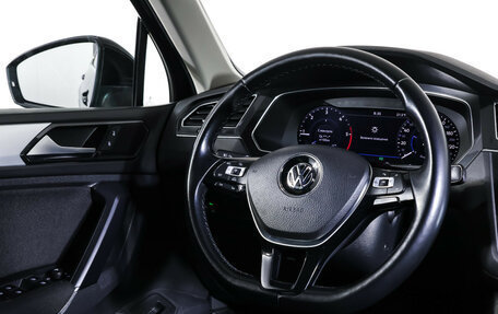 Volkswagen Tiguan II, 2017 год, 2 490 000 рублей, 13 фотография