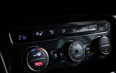 Volkswagen Tiguan II, 2017 год, 2 490 000 рублей, 20 фотография