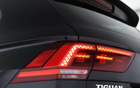 Volkswagen Tiguan II, 2017 год, 2 490 000 рублей, 23 фотография