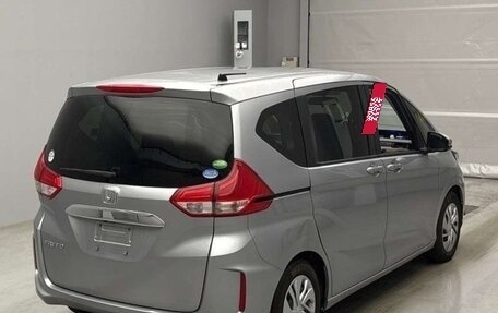 Honda Freed II, 2021 год, 980 000 рублей, 2 фотография