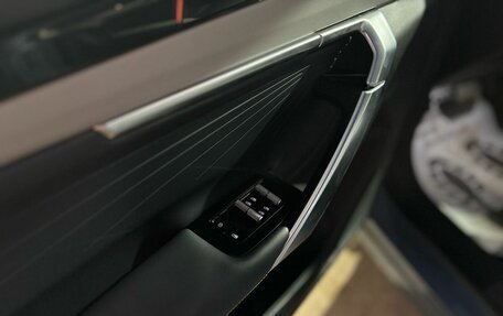 Geely Atlas, 2023 год, 2 499 000 рублей, 9 фотография