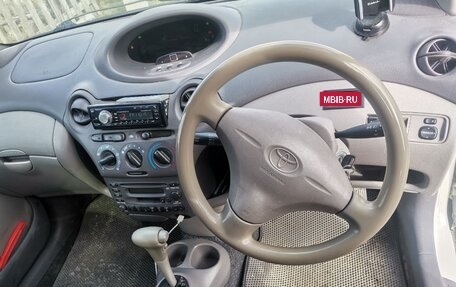 Toyota Platz, 2001 год, 265 000 рублей, 7 фотография