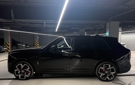 Rolls-Royce Cullinan, 2022 год, 40 490 000 рублей, 7 фотография