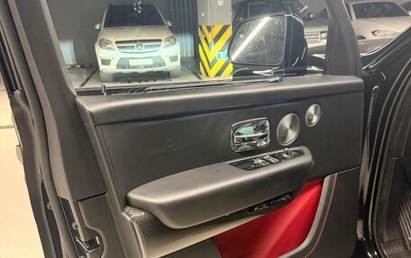 Rolls-Royce Cullinan, 2022 год, 40 490 000 рублей, 10 фотография