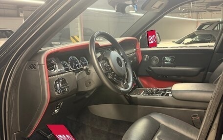 Rolls-Royce Cullinan, 2022 год, 40 490 000 рублей, 9 фотография