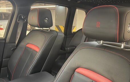 Rolls-Royce Cullinan, 2022 год, 40 490 000 рублей, 16 фотография