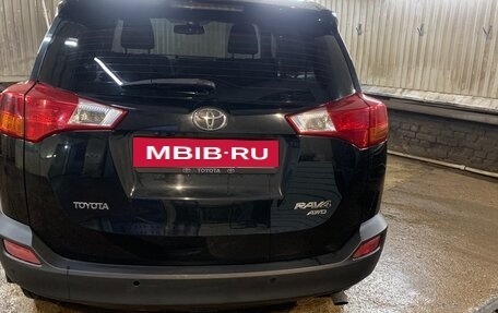 Toyota RAV4, 2013 год, 1 900 000 рублей, 6 фотография