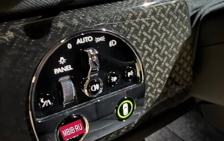 Rolls-Royce Cullinan, 2022 год, 40 490 000 рублей, 22 фотография