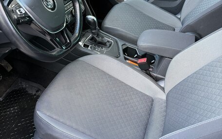 Volkswagen Tiguan II, 2019 год, 2 300 000 рублей, 15 фотография