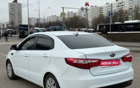 KIA Rio III рестайлинг, 2013 год, 595 000 рублей, 3 фотография