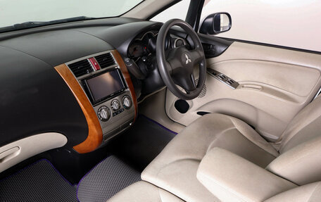 Mitsubishi Colt VI рестайлинг, 2006 год, 539 000 рублей, 13 фотография