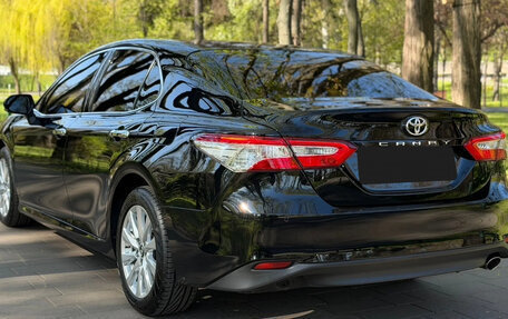 Toyota Camry, 2018 год, 1 520 000 рублей, 12 фотография