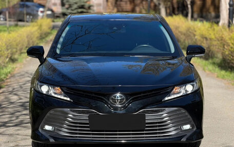 Toyota Camry, 2018 год, 1 520 000 рублей, 8 фотография