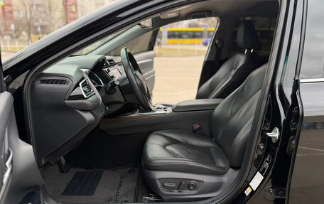 Toyota Camry, 2018 год, 1 520 000 рублей, 15 фотография