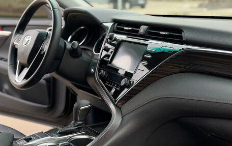 Toyota Camry, 2018 год, 1 520 000 рублей, 21 фотография