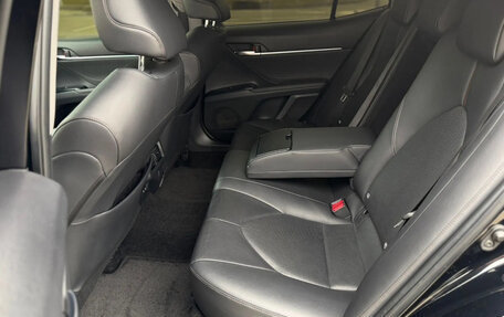 Toyota Camry, 2018 год, 1 520 000 рублей, 28 фотография