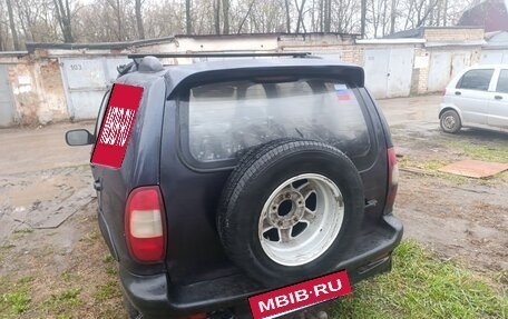 Chevrolet Niva I рестайлинг, 2004 год, 250 000 рублей, 3 фотография