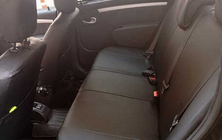 Renault Logan I, 2011 год, 395 000 рублей, 13 фотография