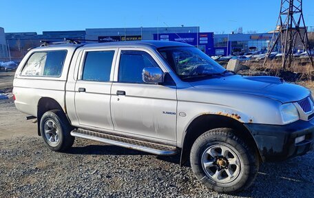 Mitsubishi L200 III рестайлинг, 2006 год, 780 000 рублей, 4 фотография