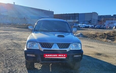 Mitsubishi L200 III рестайлинг, 2006 год, 780 000 рублей, 2 фотография
