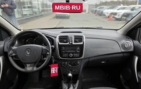 Renault Sandero II рестайлинг, 2016 год, 880 000 рублей, 10 фотография