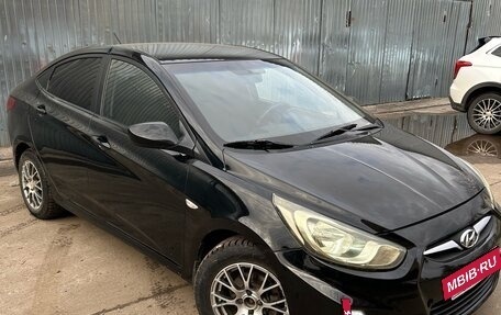 Hyundai Solaris II рестайлинг, 2013 год, 535 000 рублей, 2 фотография