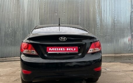 Hyundai Solaris II рестайлинг, 2013 год, 535 000 рублей, 5 фотография