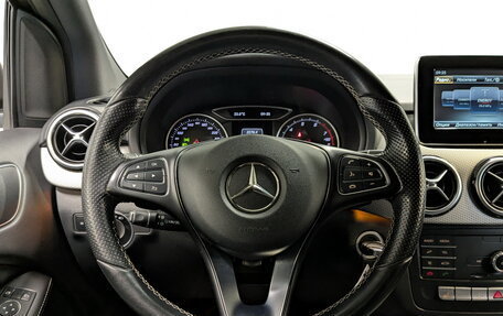 Mercedes-Benz B-Класс, 2015 год, 1 450 000 рублей, 21 фотография