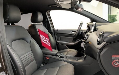 Mercedes-Benz B-Класс, 2015 год, 1 450 000 рублей, 23 фотография