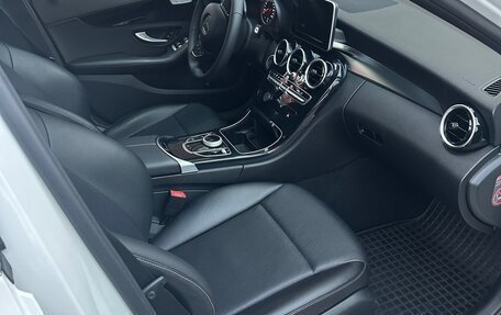 Mercedes-Benz C-Класс, 2015 год, 2 390 000 рублей, 16 фотография