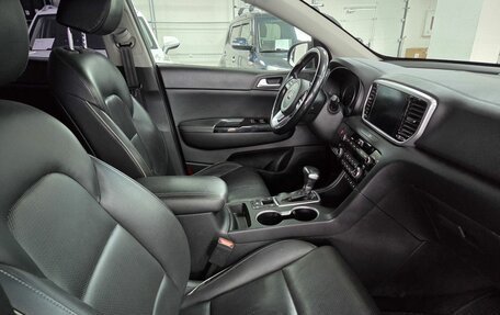 KIA Sportage IV рестайлинг, 2021 год, 2 499 000 рублей, 10 фотография