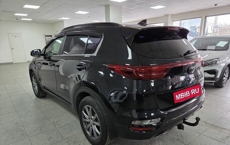 KIA Sportage IV рестайлинг, 2021 год, 2 499 000 рублей, 6 фотография