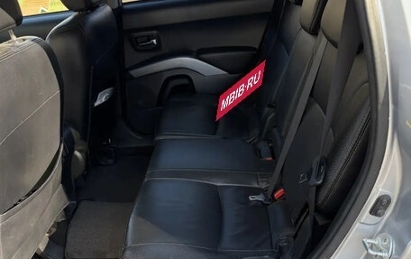 Mitsubishi Outlander III рестайлинг 3, 2008 год, 1 300 000 рублей, 7 фотография