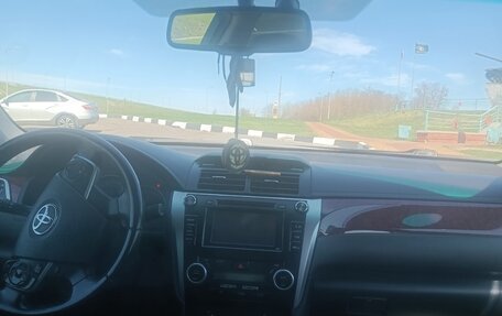 Toyota Camry, 2013 год, 1 300 000 рублей, 7 фотография