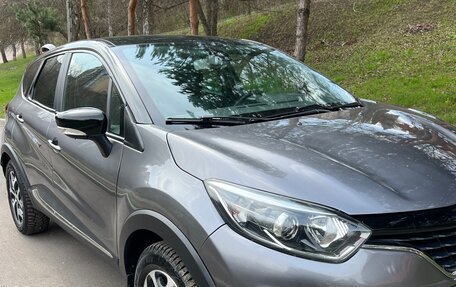 Renault Kaptur I рестайлинг, 2017 год, 1 490 000 рублей, 8 фотография