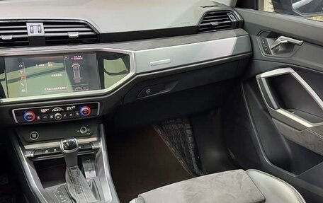 Audi Q3, 2021 год, 2 250 000 рублей, 14 фотография