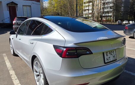Tesla Model 3 I, 2018 год, 2 590 000 рублей, 3 фотография