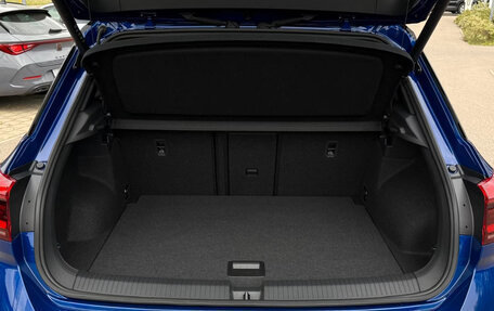 Volkswagen T-Roc I, 2024 год, 4 362 859 рублей, 8 фотография