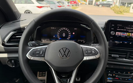 Volkswagen T-Roc I, 2024 год, 4 362 859 рублей, 11 фотография