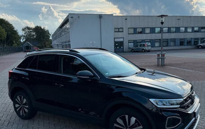 Volkswagen T-Roc I, 2024 год, 3 810 020 рублей, 1 фотография