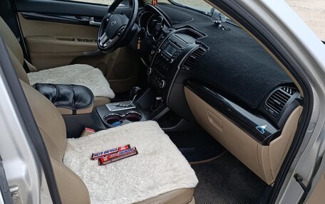 KIA Sorento II рестайлинг, 2010 год, 1 300 000 рублей, 22 фотография