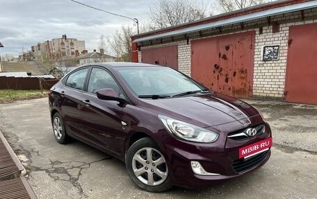 Hyundai Solaris II рестайлинг, 2012 год, 870 000 рублей, 4 фотография