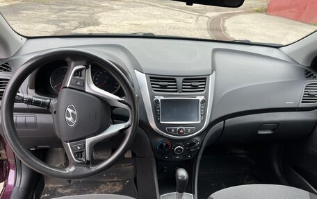 Hyundai Solaris II рестайлинг, 2012 год, 870 000 рублей, 18 фотография