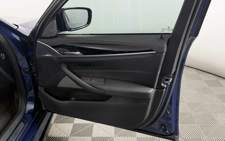 BMW 5 серия, 2020 год, 4 599 000 рублей, 21 фотография