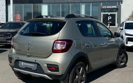 Renault Sandero II рестайлинг, 2019 год, 1 235 000 рублей, 2 фотография