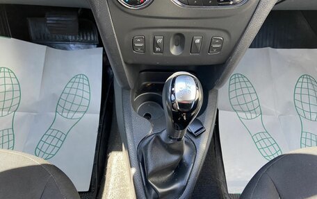 Renault Sandero II рестайлинг, 2019 год, 1 235 000 рублей, 18 фотография