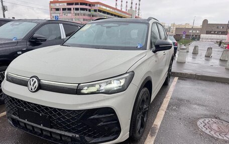 Volkswagen Tiguan, 2026 год, 4 750 000 рублей, 1 фотография