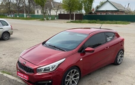 KIA cee'd III, 2013 год, 1 800 000 рублей, 1 фотография