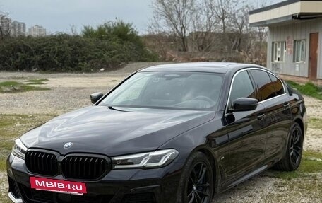 BMW 5 серия, 2021 год, 4 600 000 рублей, 2 фотография